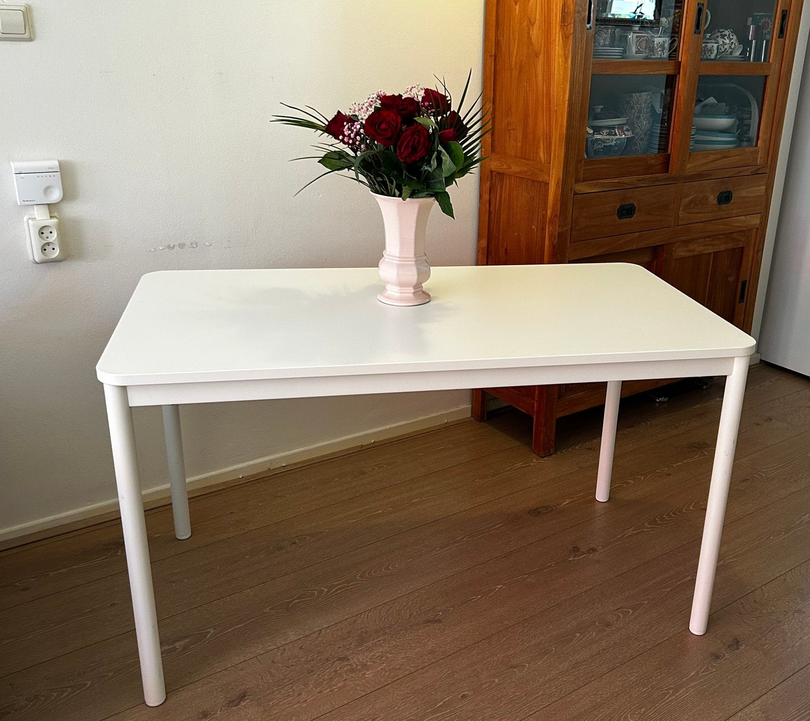 IKEA Tommaryd tafel / bureau - multifunctioneel, Huis en Inrichting, Tafels | Eettafels, Ophalen, 100 tot 150 cm, 50 tot 100 cm