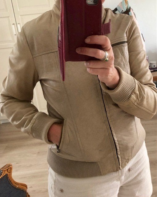 Beige leren jas maat M, Ophalen of Verzenden, Zo goed als nieuw, Maat 38/40 (M), Beige