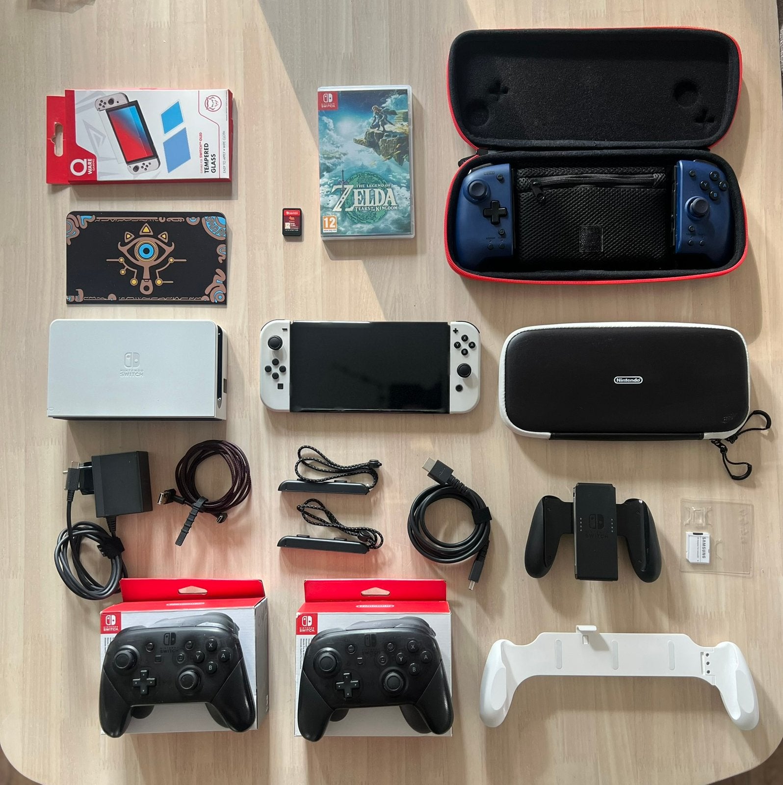 Switch OLED Bundel ZGAN, 2 ProControllers, 256GB SD, 2 games, Met games, Met 2 controllers, Zo goed als nieuw, Switch OLED