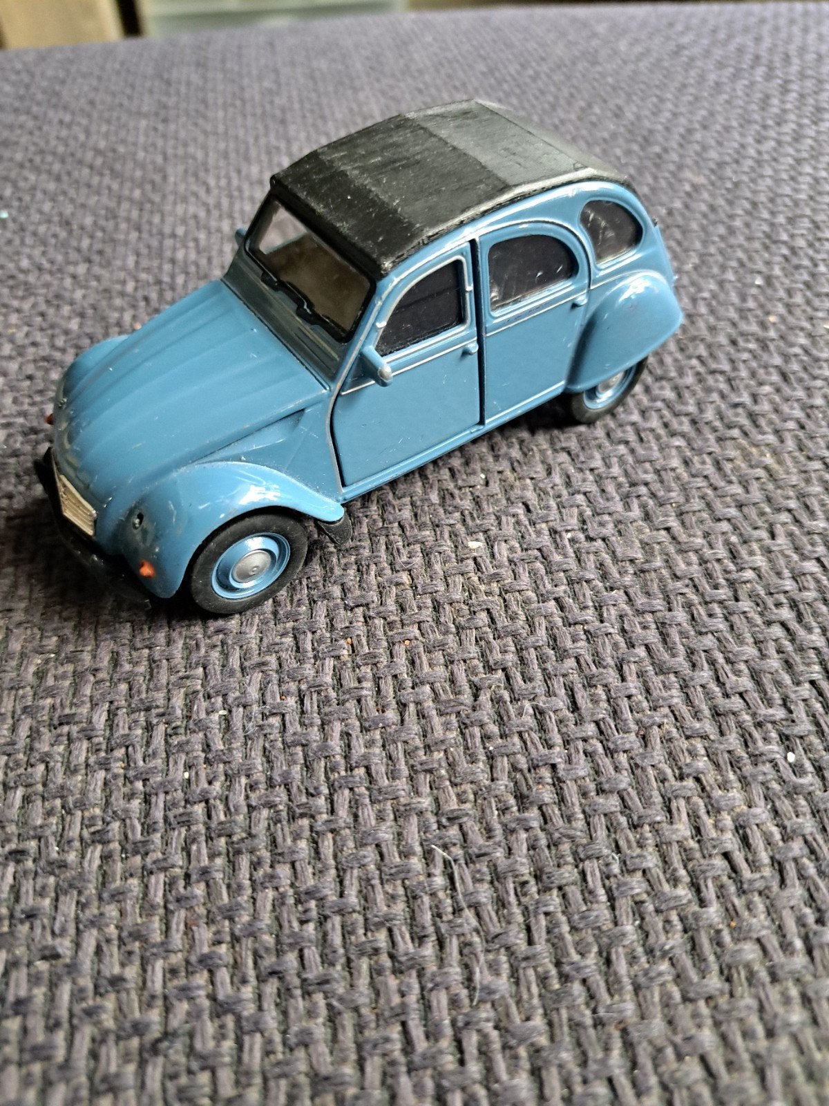 welly model citroen 2 cv schaal 1:34, Overige merken, Gebruikt, Auto, Ophalen of Verzenden