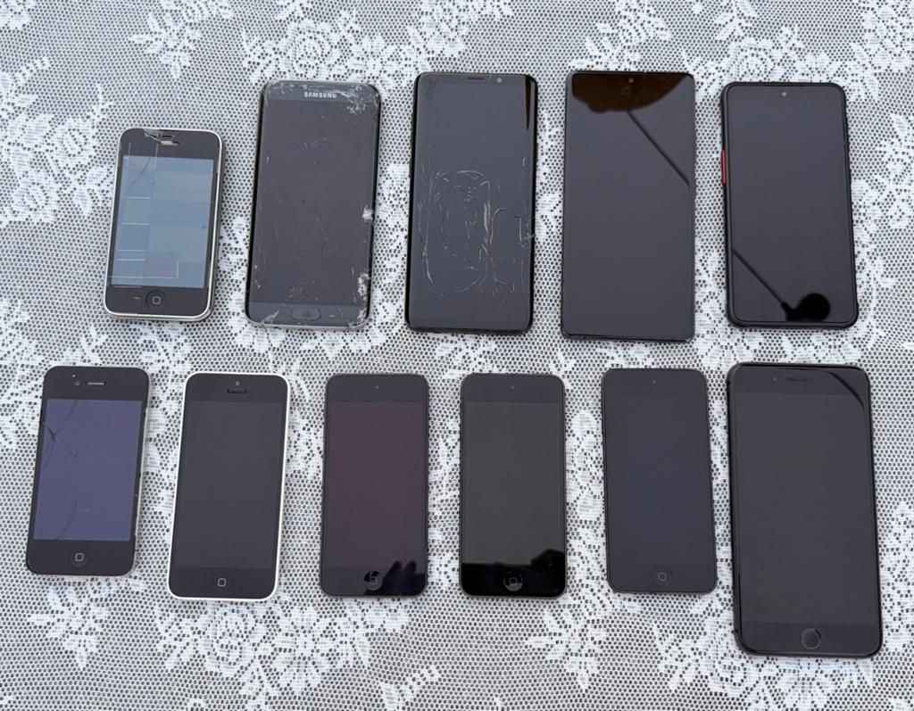 Partij iPhone, iPod en Samsung (11 stuks), IPhone 8 Plus, Zwart, Ophalen of Verzenden, Zo goed als nieuw