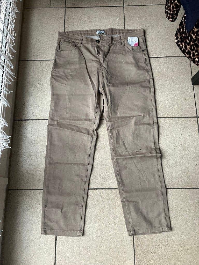 Nieuwe beige / lichtbruine spijkerbroek - Maat XL, Beige, Maat 46/48 (XL) of groter, Nieuw, Ophalen of Verzenden