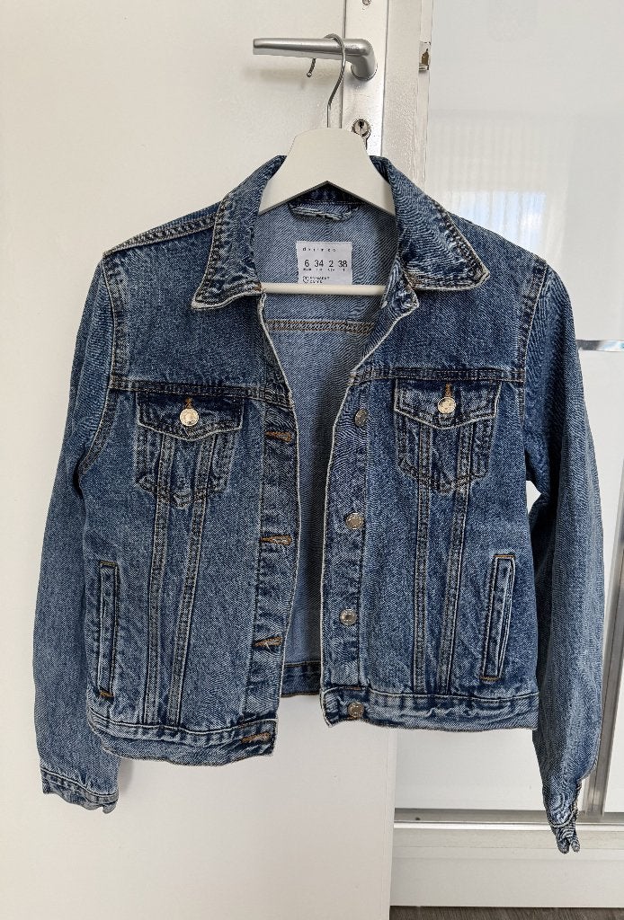 Denim spijker jas, Ophalen of Verzenden, Zo goed als nieuw, Maat 34 (XS) of kleiner, Primark