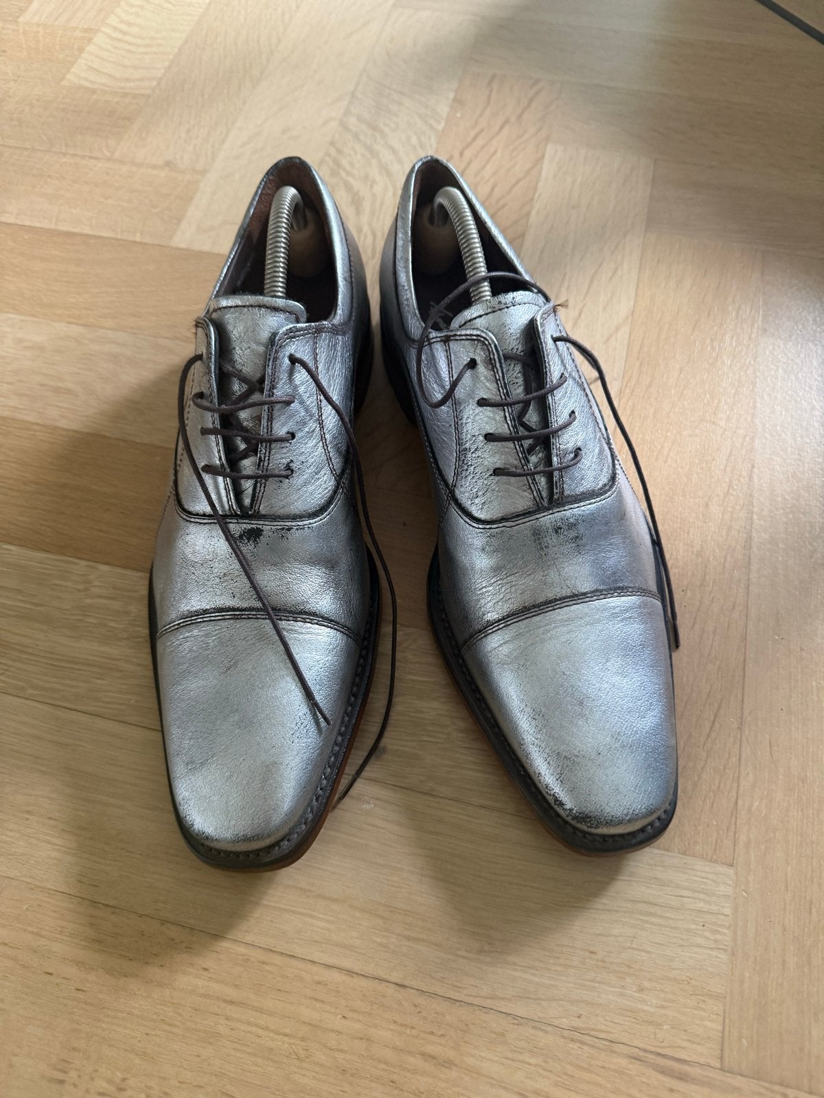 Floris van Bommel Nette Schoenen - Zilverkleurig mt 42,5, Overige kleuren, Nieuw, Ophalen of Verzenden, Veterschoenen