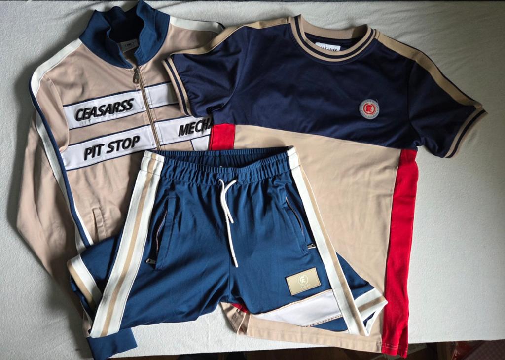 Ceasarss Tracksuit Set (Jas, Broek & T-Shirt)  Maat S  Pit S, Ophalen, Zo goed als nieuw, Blauw, Algemeen