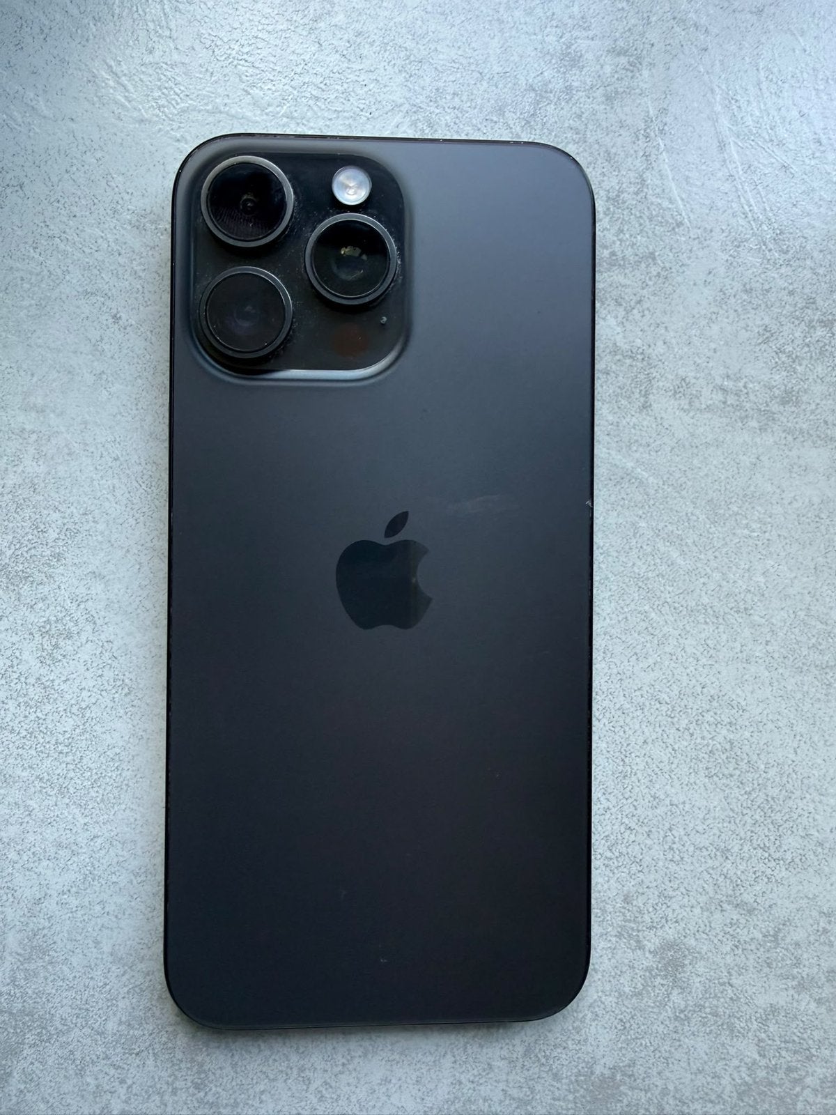 Foto 8 van Zwarte Iphone 15 Pro Max 256GB in zeer goede staat