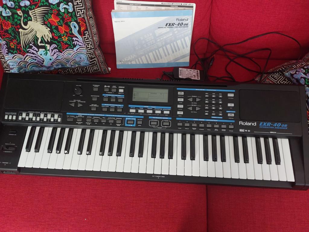 Zeldzame Roland EXR 40 oriantal keyboard, Ophalen of Verzenden, Zo goed als nieuw, 61 toetsen, Roland