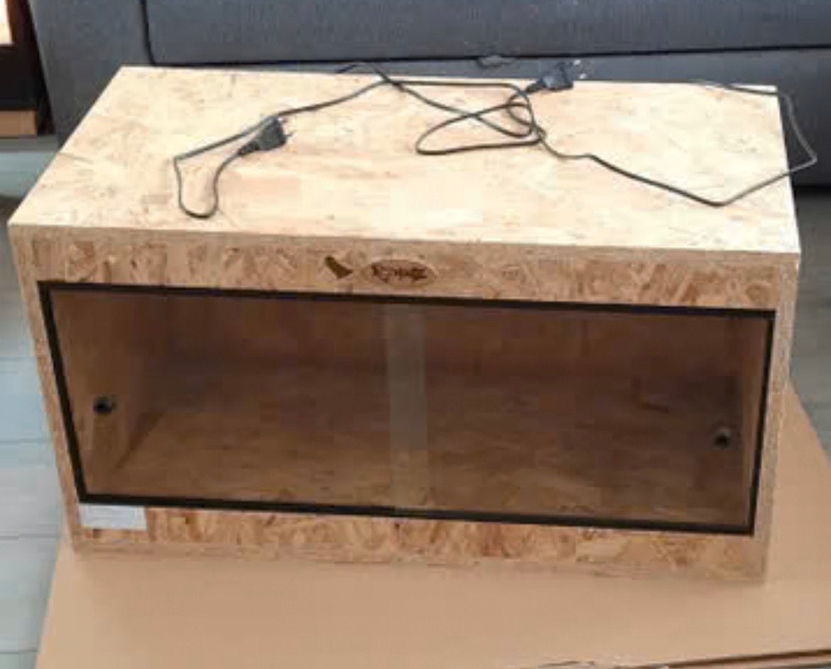 Osb terrarium 60*40*40, Dieren en Toebehoren, Ophalen, Zo goed als nieuw, Terrarium of Paludarium