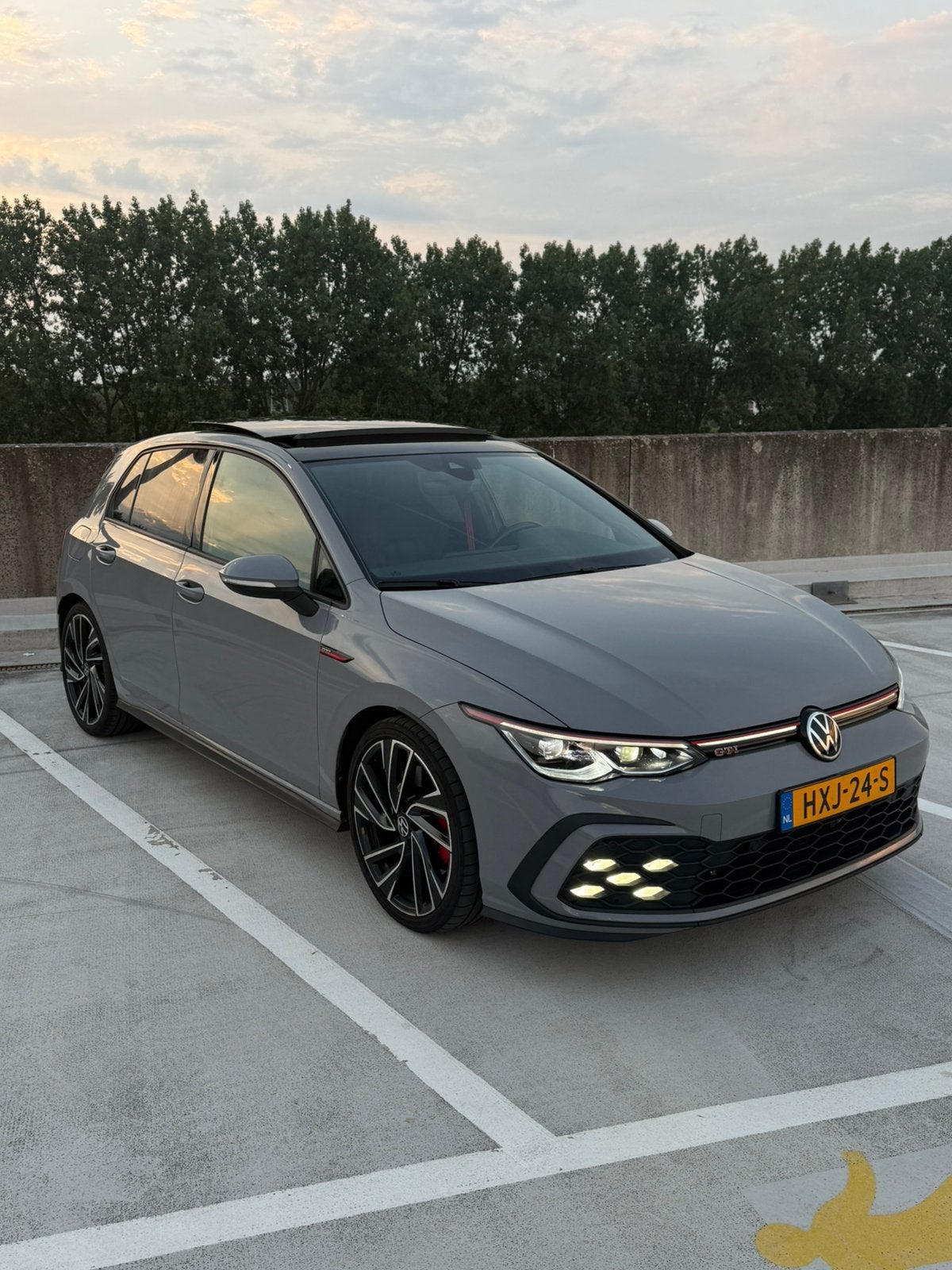 Volkswagen Golf 2.0 TSI 245pk 7-DSG 2021 Grijs GTI, Auto's, 730 kg, 1363 kg, 4 cilinders, 1984 cc