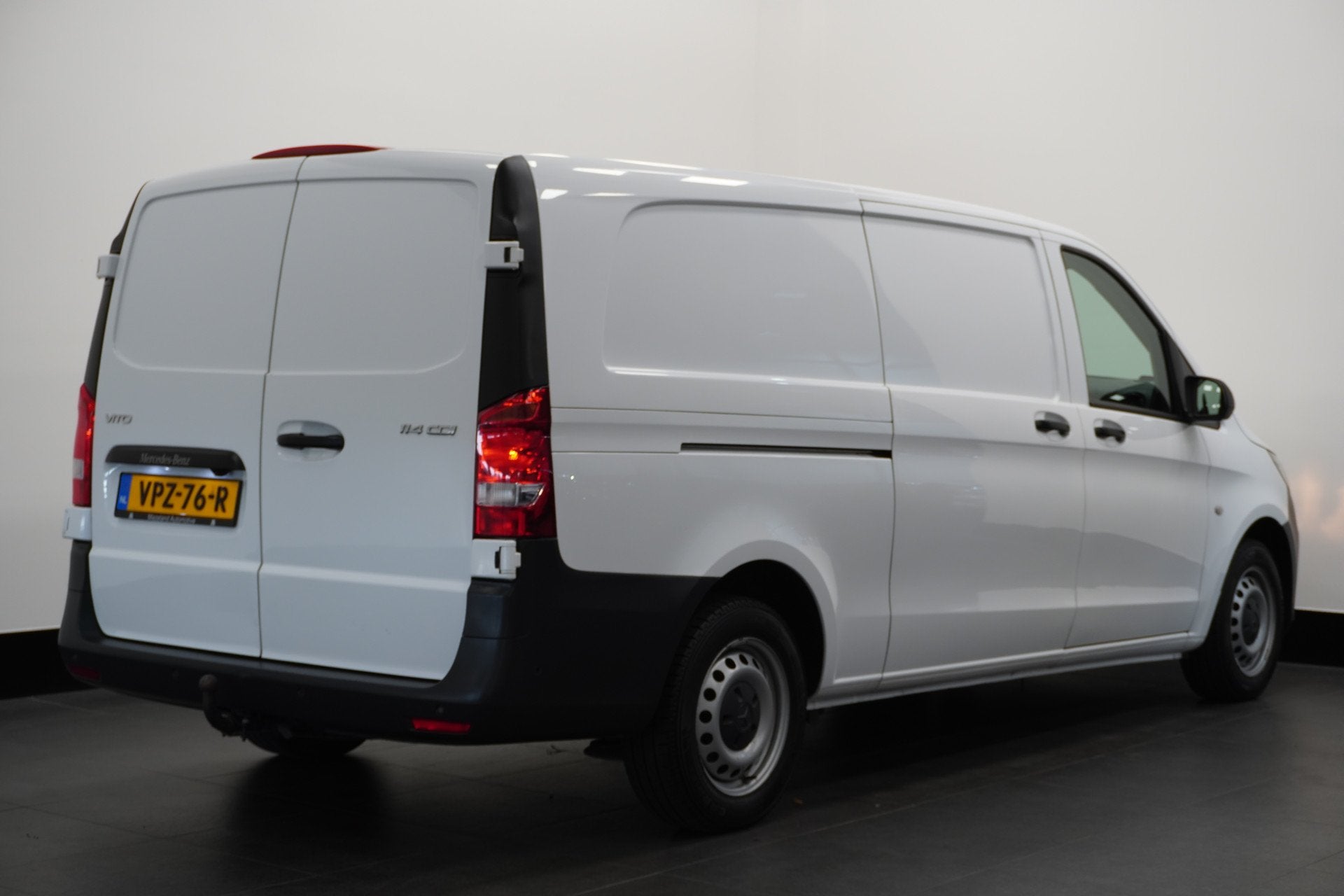 Mercedes-Benz Vito 114 CDI XL Automaat EURO 6 - Airco - Navi, Automaat, Gebruikt, 4 cilinders, 2000 kg