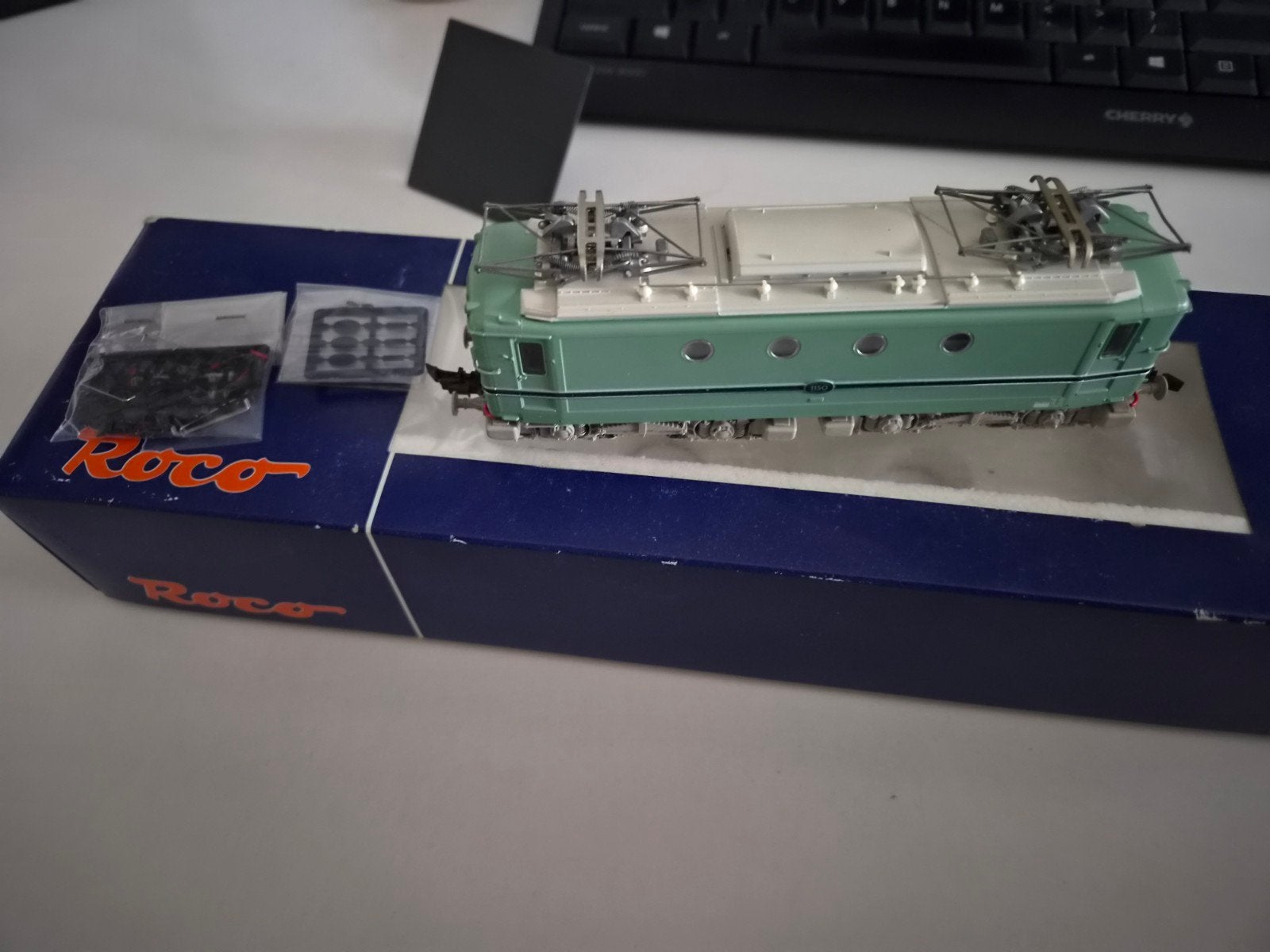 Roco NS 1150 Locomotief H0 - Turquoise, Ophalen of Verzenden, Roco, Gelijkstroom, Locomotief