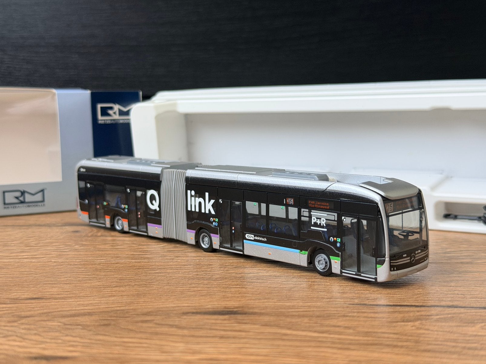 Rietze Mercedes eCitaro G Qbuzz qlink, Hobby en Vrije tijd, Modelauto's | 1:87, Ophalen of Verzenden, Zo goed als nieuw, Bus of Vrachtwagen