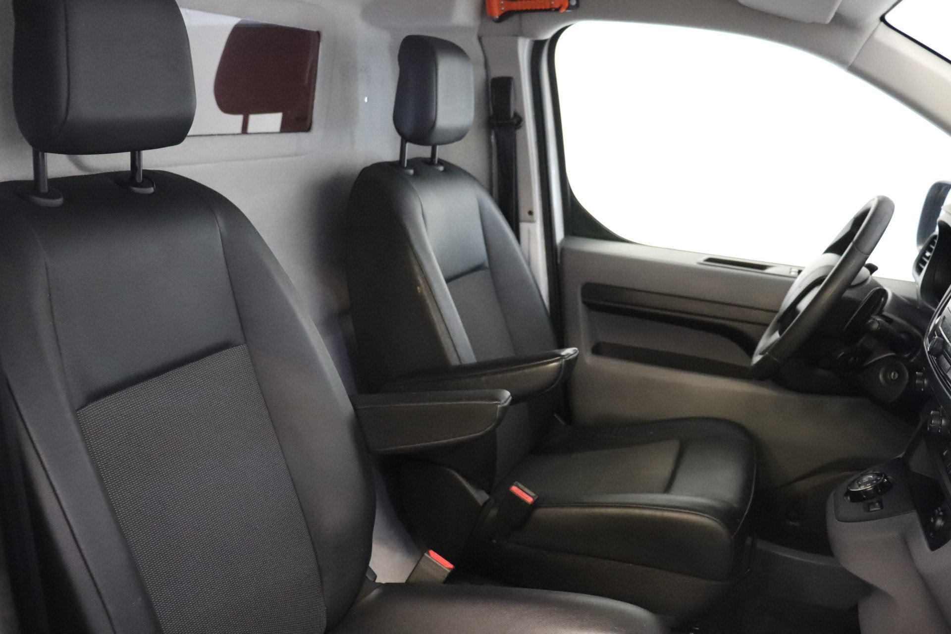 Peugeot Expert 2.0 BlueHDI 122PK Automaat EURO 6 - Airco - C, Gebruikt, 4 cilinders, Leder en Stof, Origineel Nederlands