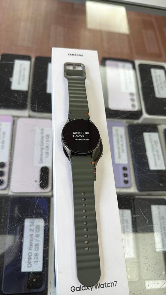 Samsung watch 7, Ophalen of Verzenden, Zo goed als nieuw, Zwart, Android