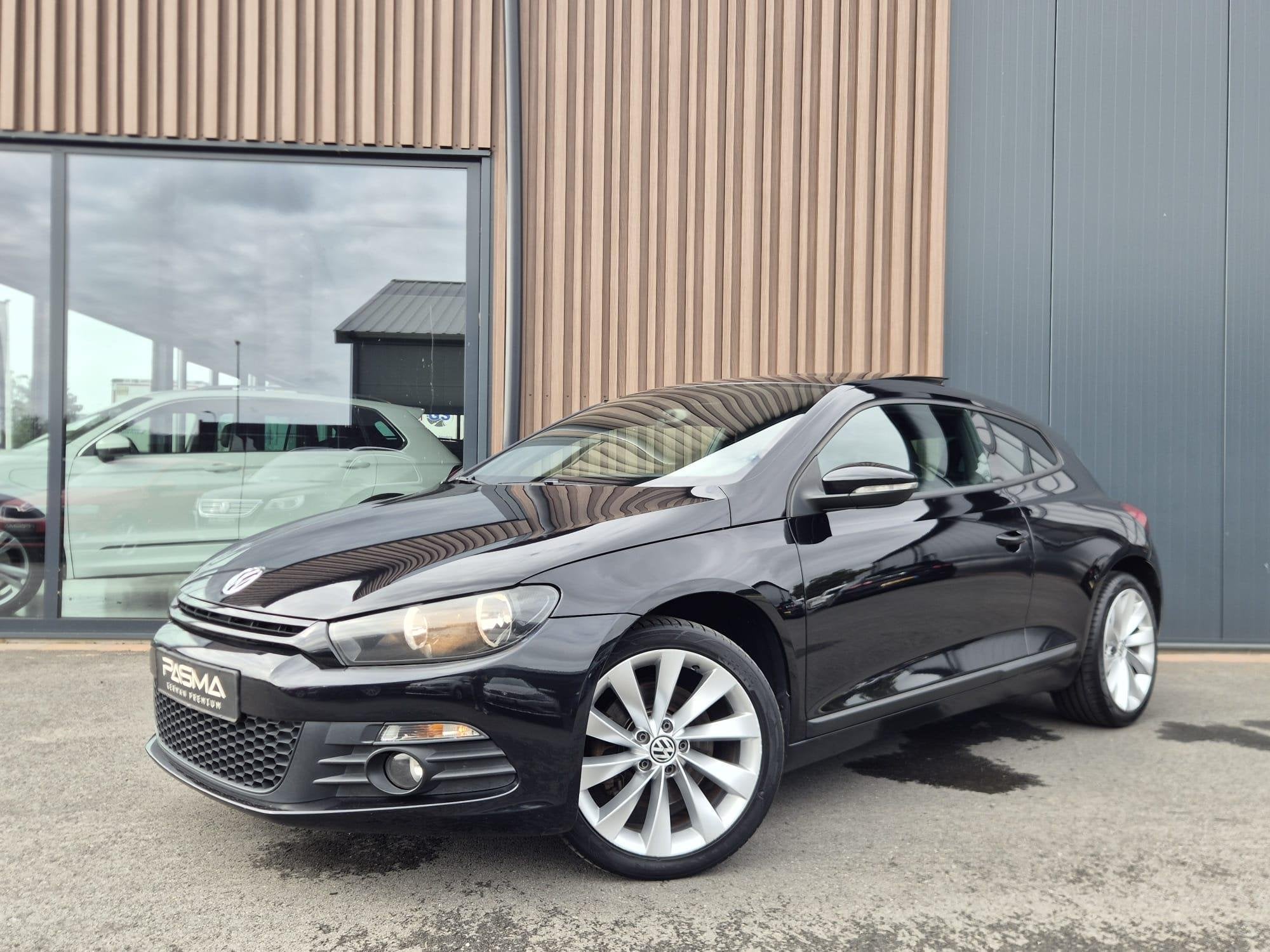 Volkswagen Scirocco 1.4 TSI Highline Plus | Pano | Dynaudio, Auto's, Voorwielaandrijving, Euro 5, Gebruikt, Zwart