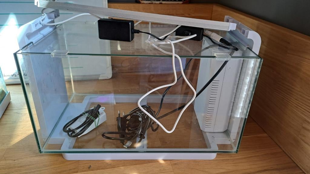 Superfish Home Proled 30 Aquarium - Aquarium - Wit, Dieren en Toebehoren, Vissen | Aquaria en Toebehoren, Ophalen, Nieuw, Plant(en), Steen of Hout