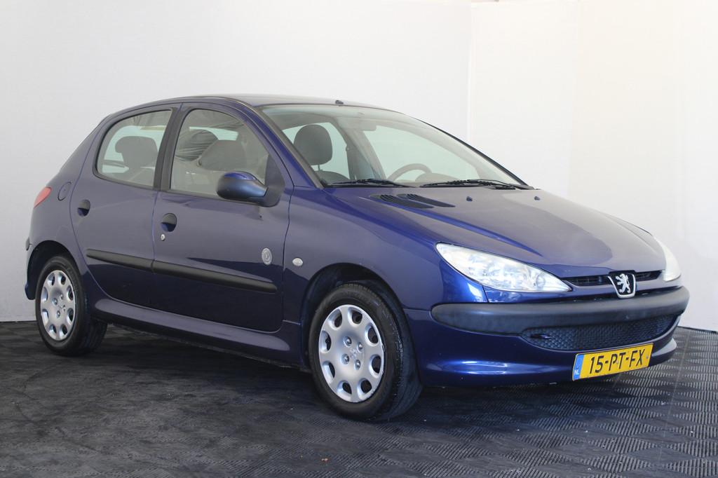 Peugeot 206 1.4 X-Design (bj 2004), Voorwielaandrijving, Stof, 4 cilinders, Blauw