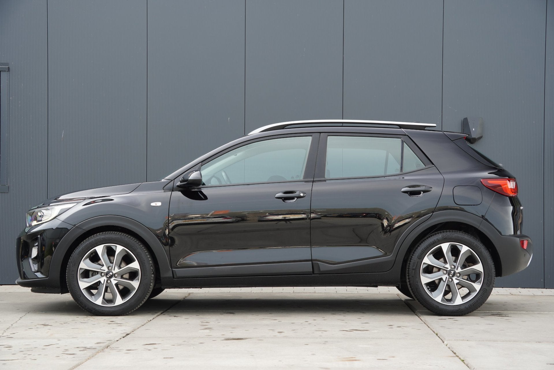 Kia Stonic 2020|1.0 T-GDi|DynamicLine|Automaat|CarPlay|Andro, Gebruikt, Origineel Nederlands, Bedrijf, 19 km/l