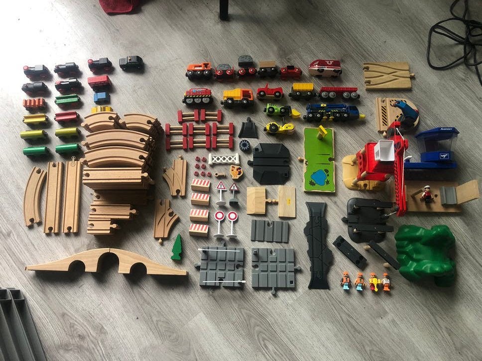 Houten treinset, oa Brio en Ikea, Kinderen en Baby's, Speelgoed | Houten speelgoed, Ophalen of Verzenden, Gebruikt