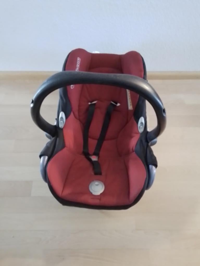 Baby uitzet: Maxi-Cosi, speelkleed, slaapwieg meer samen 25, Ophalen of Verzenden, 0 t/m 13 kg, Maxi-Cosi, Gebruikt