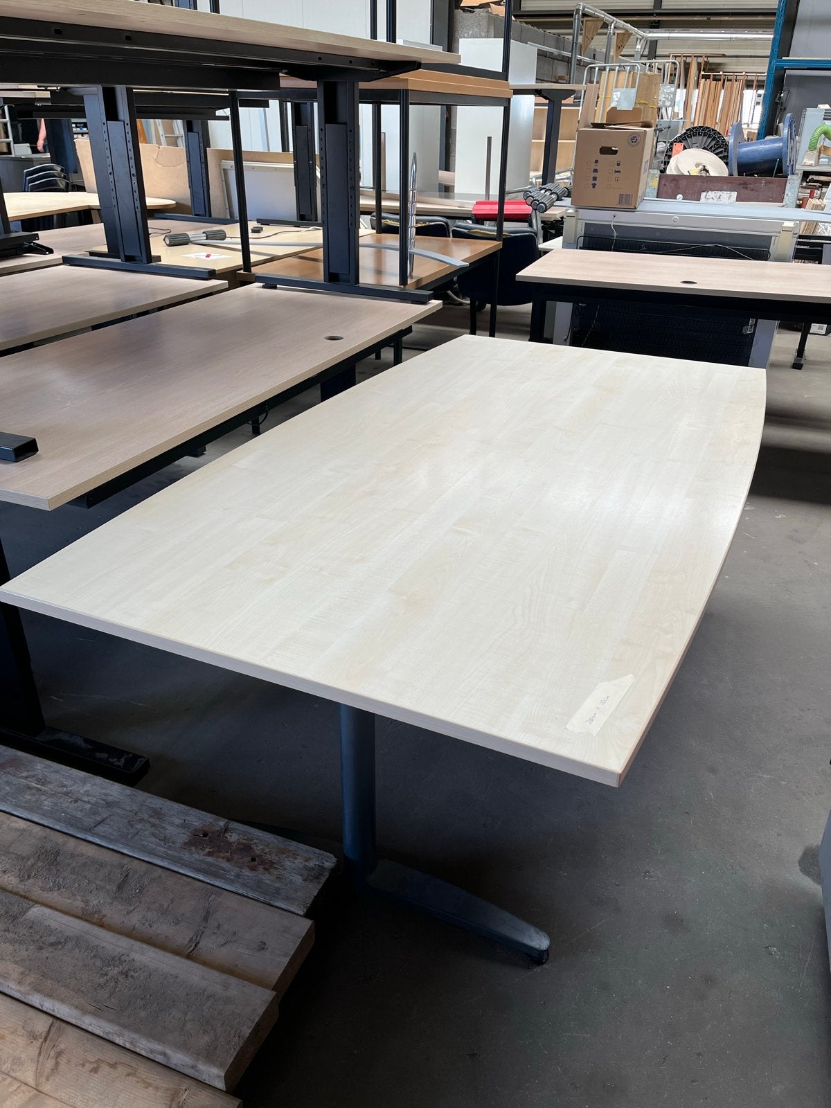 Ruim bureau 200x110x75 cm - Ideaal voor kantoor of thuis, Ophalen, Gebruikt, Overige typen