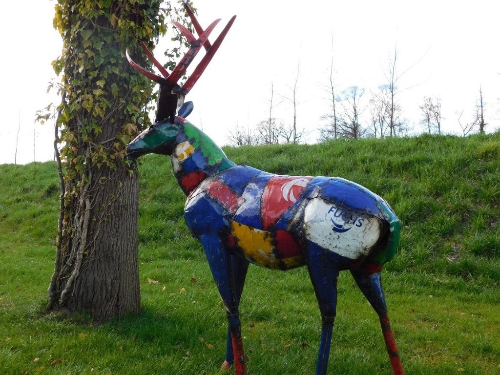 Hert in Kleur - 185 cm - Handgemaakt & Uniek, Meerkleurig, Beeld, Ophalen of Verzenden, Handgemaakt