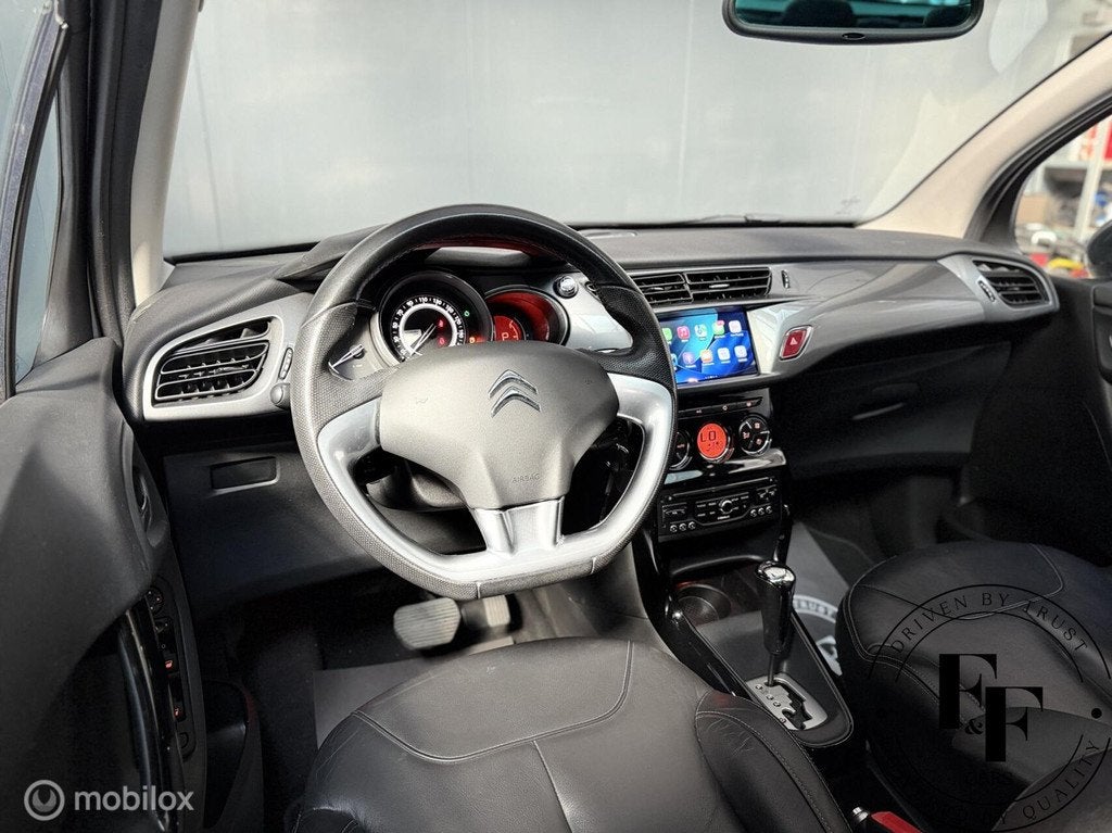 Citroën C3 1.6 VTi Exclusive |Automaat|CarPlay|Leder|Stoelv, Auto's, Citroën, Euro 5, Gebruikt, Zwart, 4 cilinders