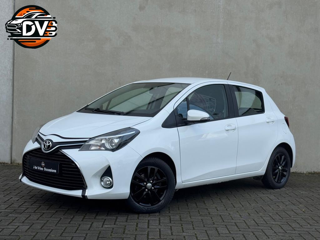 Toyota Yaris 1.0 VVT-i Aspiration AIRCO CAMERA LMV ELEK PAKK, 995 kg, Wit, Origineel Nederlands, Handgeschakeld
