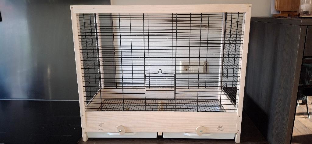 Grote vogelkooi, Dieren en Toebehoren, Vogels | Hokken en Kooien, Ophalen, Zo goed als nieuw, Hout, Vogelkooi
