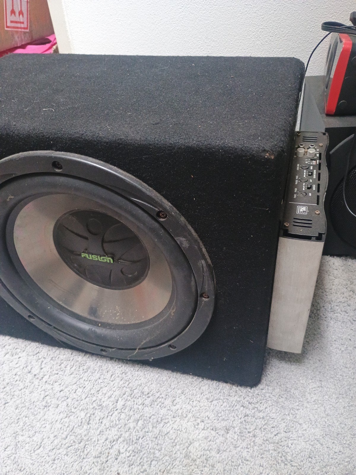 Subwoofer fusion + versterker raveland 700w 2ohms, Ophalen of Verzenden, Nieuw