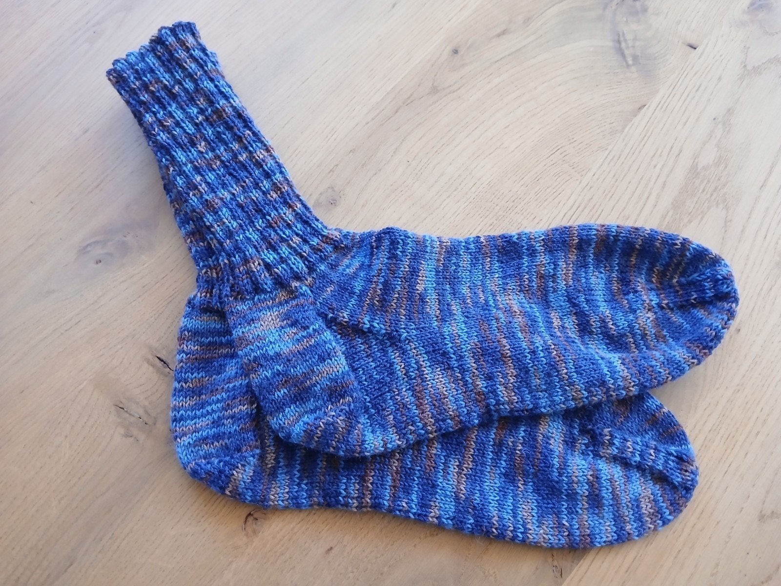 Handgebreide sokken van sokkenwol. 75% wol. Maat 46/47/48, Eigen gebreide sokken, Overige kleuren, Verzenden, Nieuw