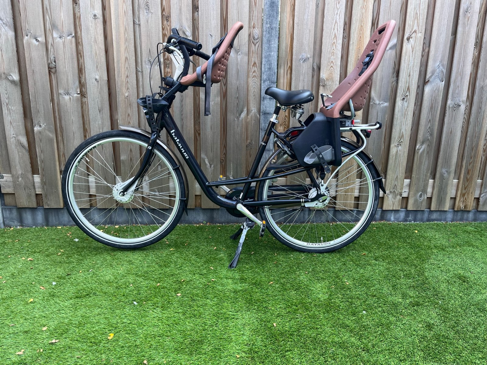 Batavus Mamafiets met 2 Yepp zitjes - Framemaat 53cm, Fietsen en Brommers, Fietsen | Dames | Moederfietsen, Ophalen, 2 zitjes