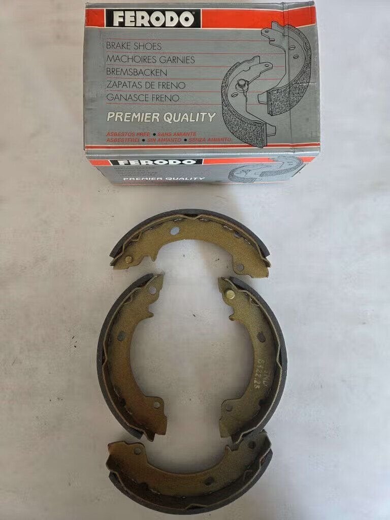 Set Remschoenen Hyundai Pony S Coupe, -, -, Nieuw, Ferodo