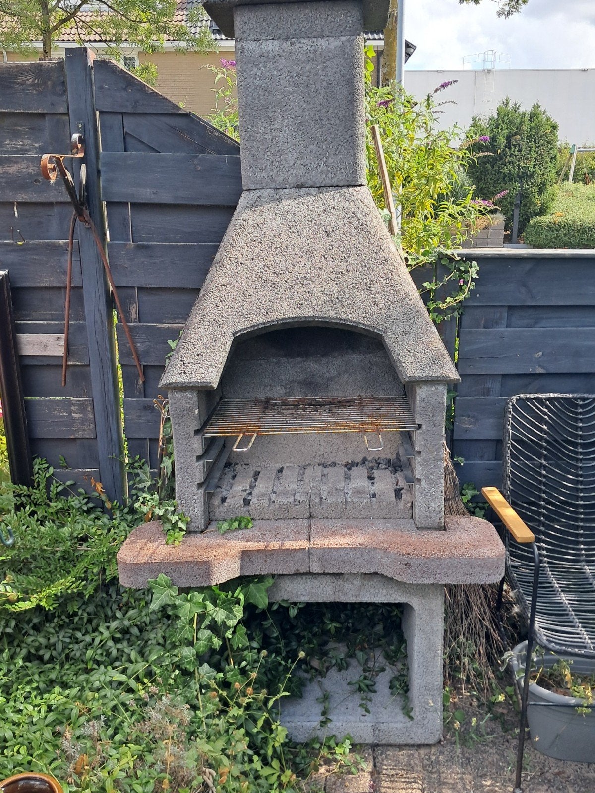 Stenen Barbecue, Tuin en Terras, Ophalen, Gebruikt