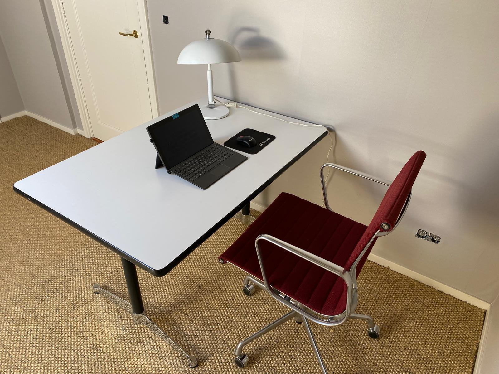 Eames / vitra 2500 Series Werktafel/ bureau (120x80), Vitra, 120 cm, Ophalen of Verzenden, Zo goed als nieuw