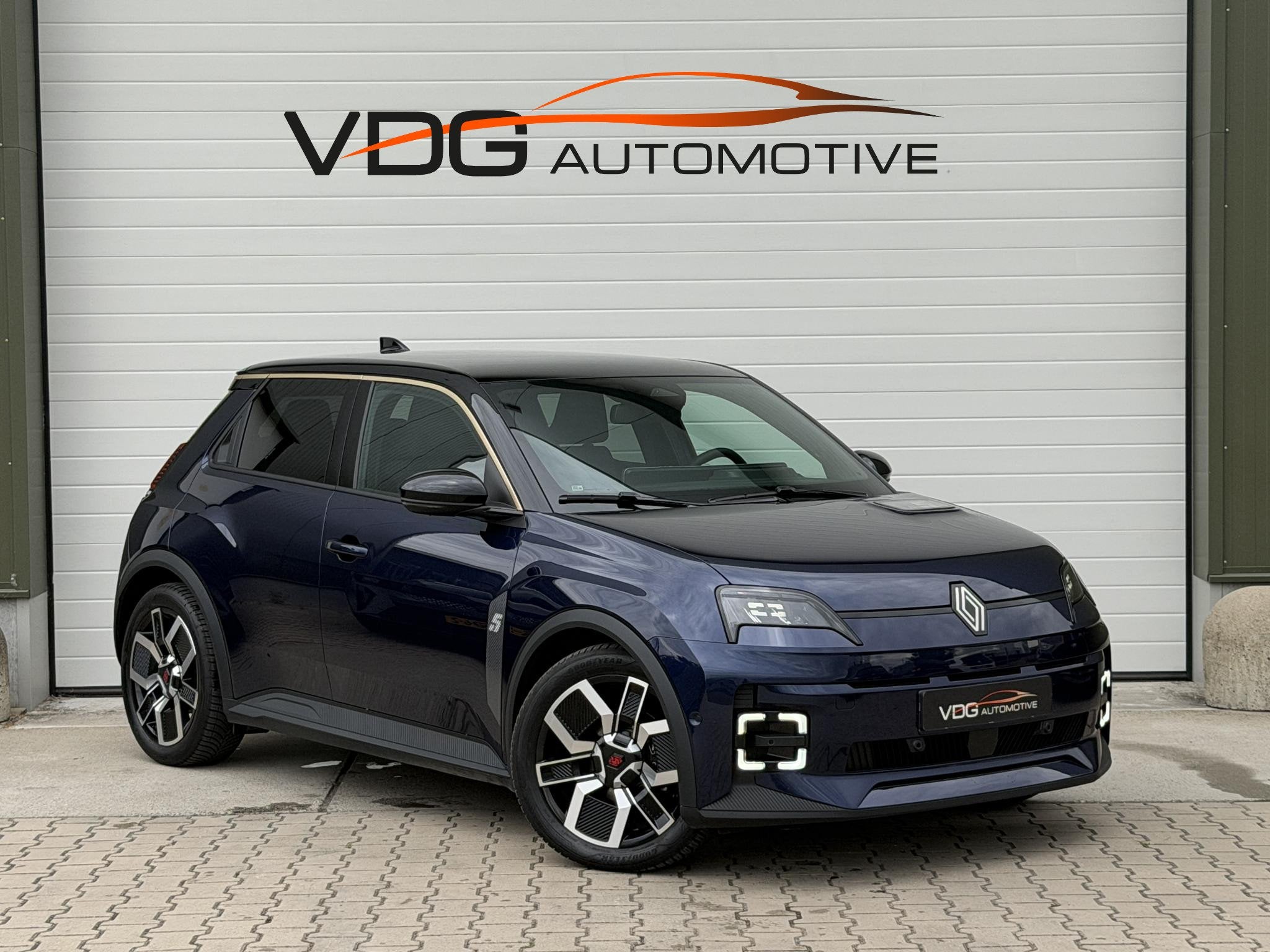 Renault 5 comfort range techno 52 kWh SOH 99% / Snellader /, Auto's, Dealer onderhouden, Stof, Gebruikt, 150 pk