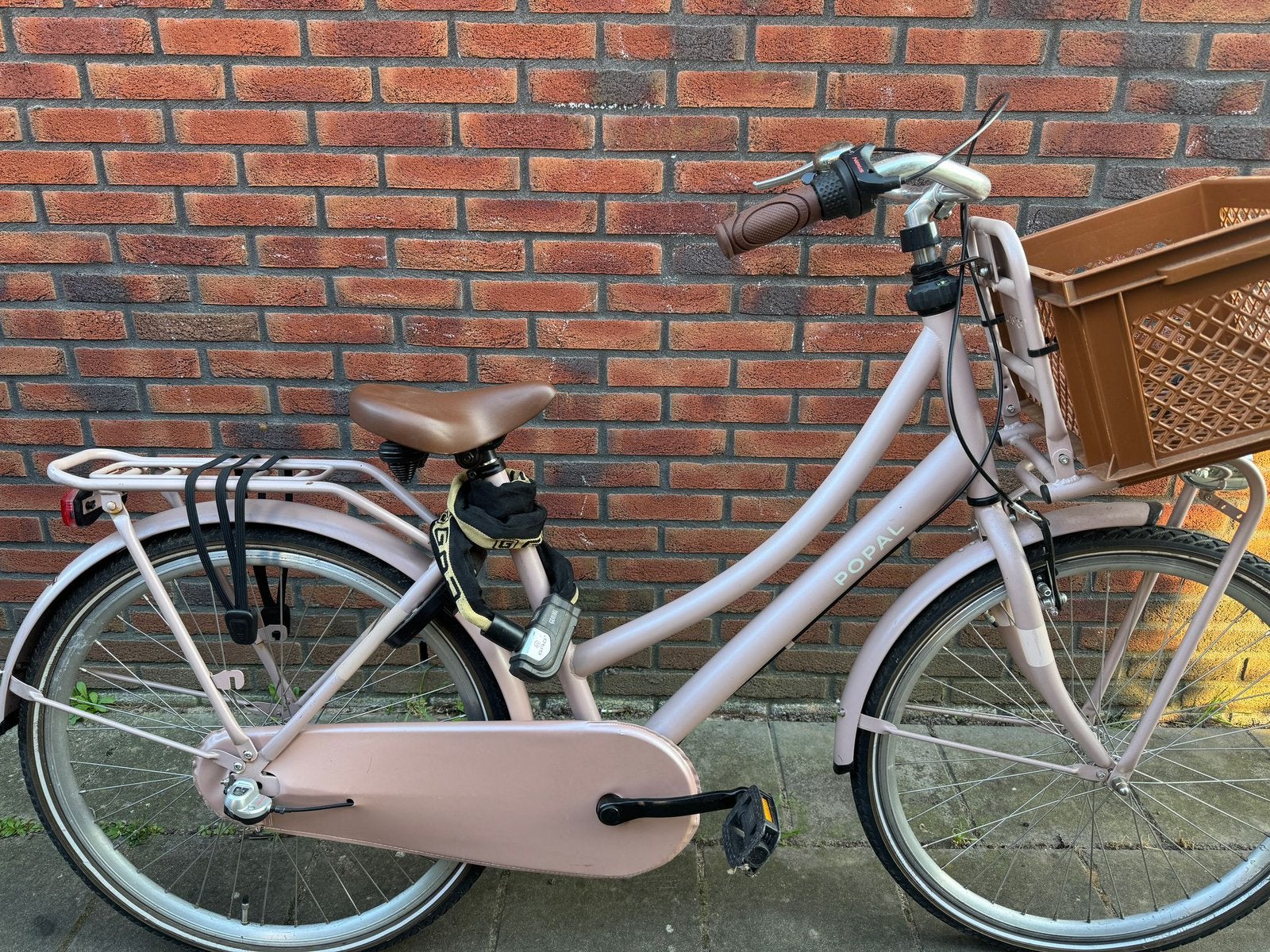 Popal meisje fiets 3 jaar oud 26 inch, Ophalen, Zo goed als nieuw, 26 inch of meer