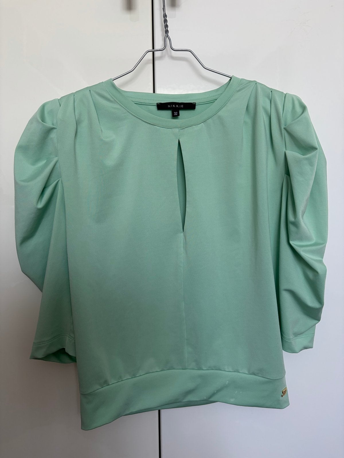 NIKKIE Top - Maat 34 - Stretch Stof - NIEUW, Ophalen of Verzenden, Zo goed als nieuw, Korte mouw, Maat 34 (XS) of kleiner