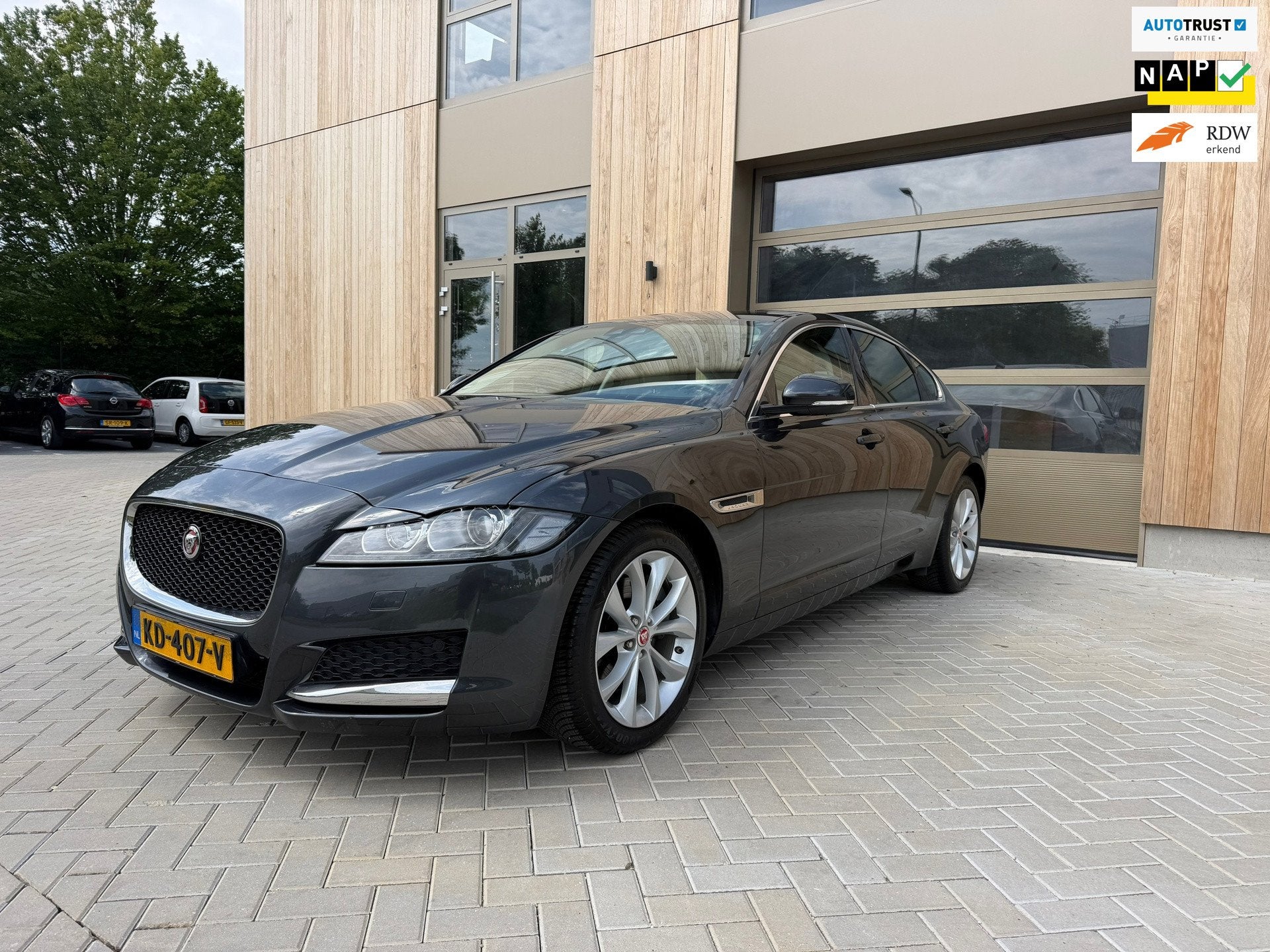 Jaguar XF 2.0d Portfolio, Automaat, Achterwielaandrijving, Gebruikt, 4 cilinders