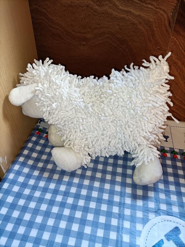 Texel schaap knuffel met lange slierten 32 cm groot, Ophalen of Verzenden, Zo goed als nieuw, Overige typen