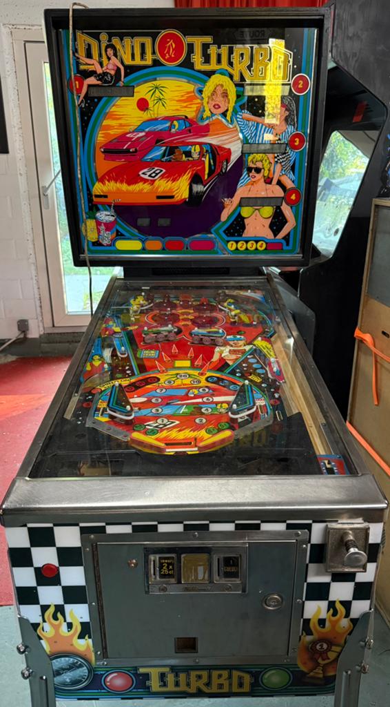 Dino Turbo flipperkast van Geiger zeer zeldzaam, Verzamelen, Automaten | Flipperkasten, Ophalen of Verzenden, Flipperkast, Williams