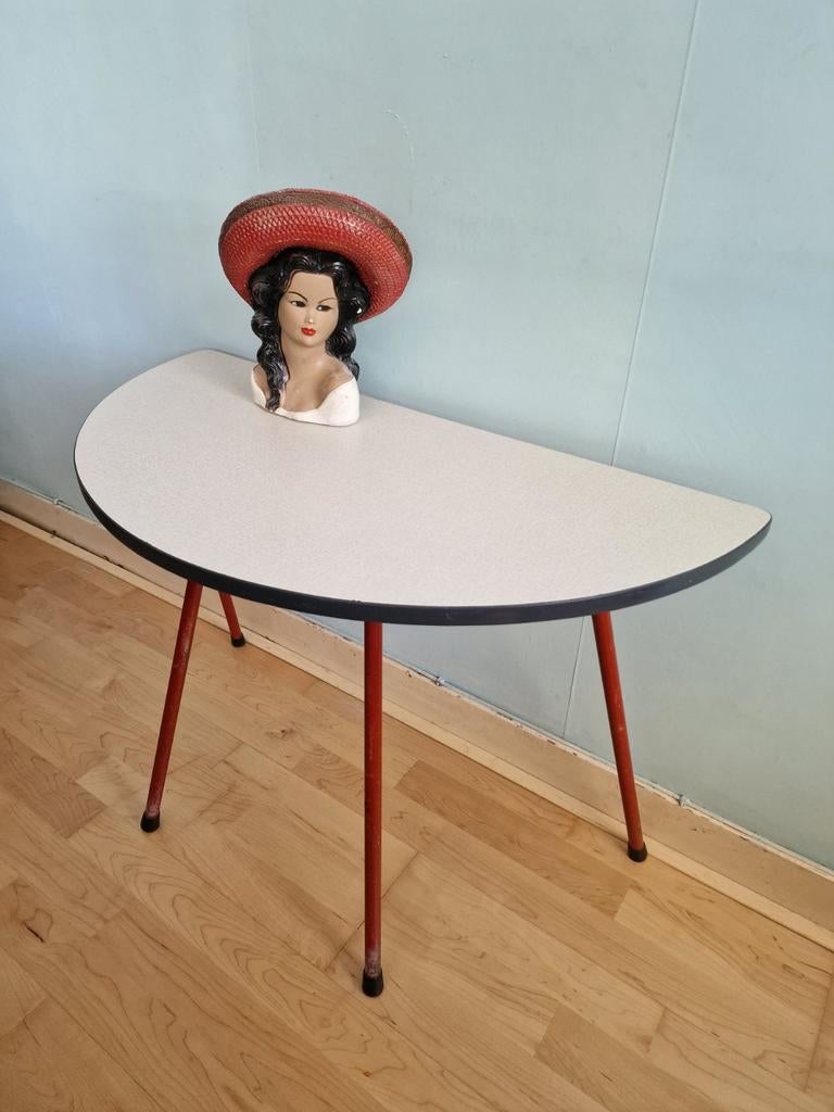 Vintage Mid Century half ronde tafel side table, Ophalen, Kunststof, Gebruikt, 50 tot 100 cm