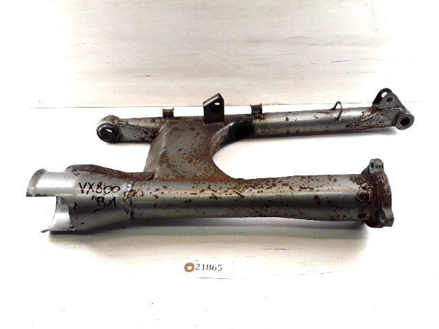 VX800 1990 - 1997 Suzuki Achterbrug D1-40223, Motoren