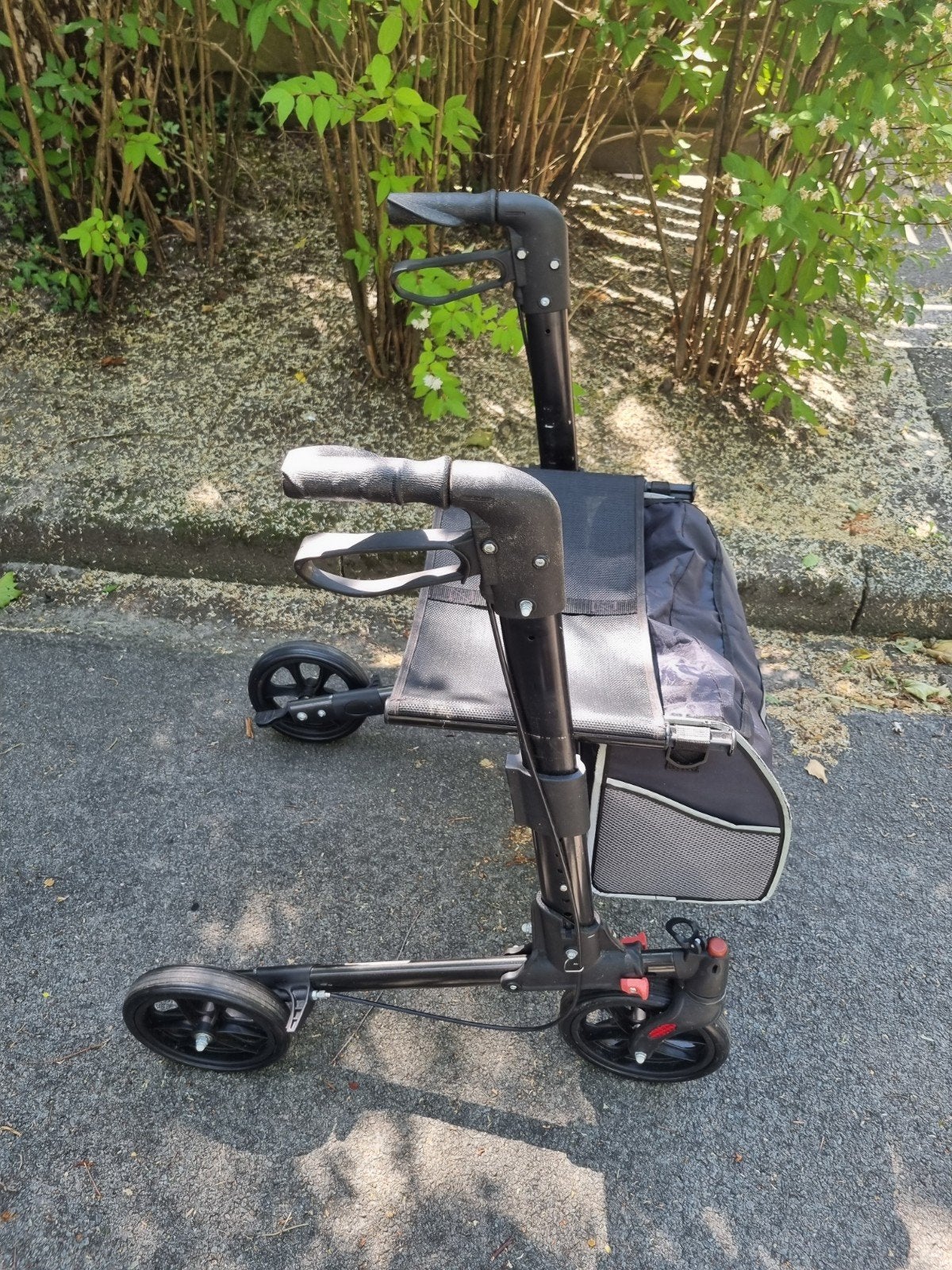 Mooie goed uitziende rollator, Diversen, Rollators, Ophalen, Gebruikt