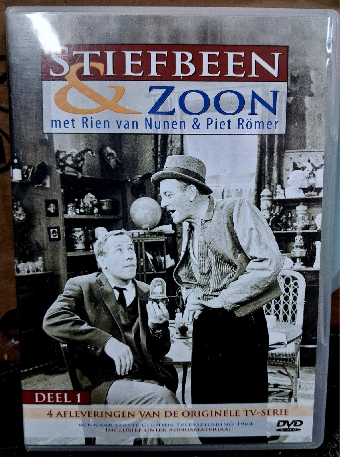 Stiefbeen & Zoon - Deel 1 (DVD) - Klassieke TV-serie, Bonusmateriaal, Seizoen 1, Alle leeftijden, Nederlands