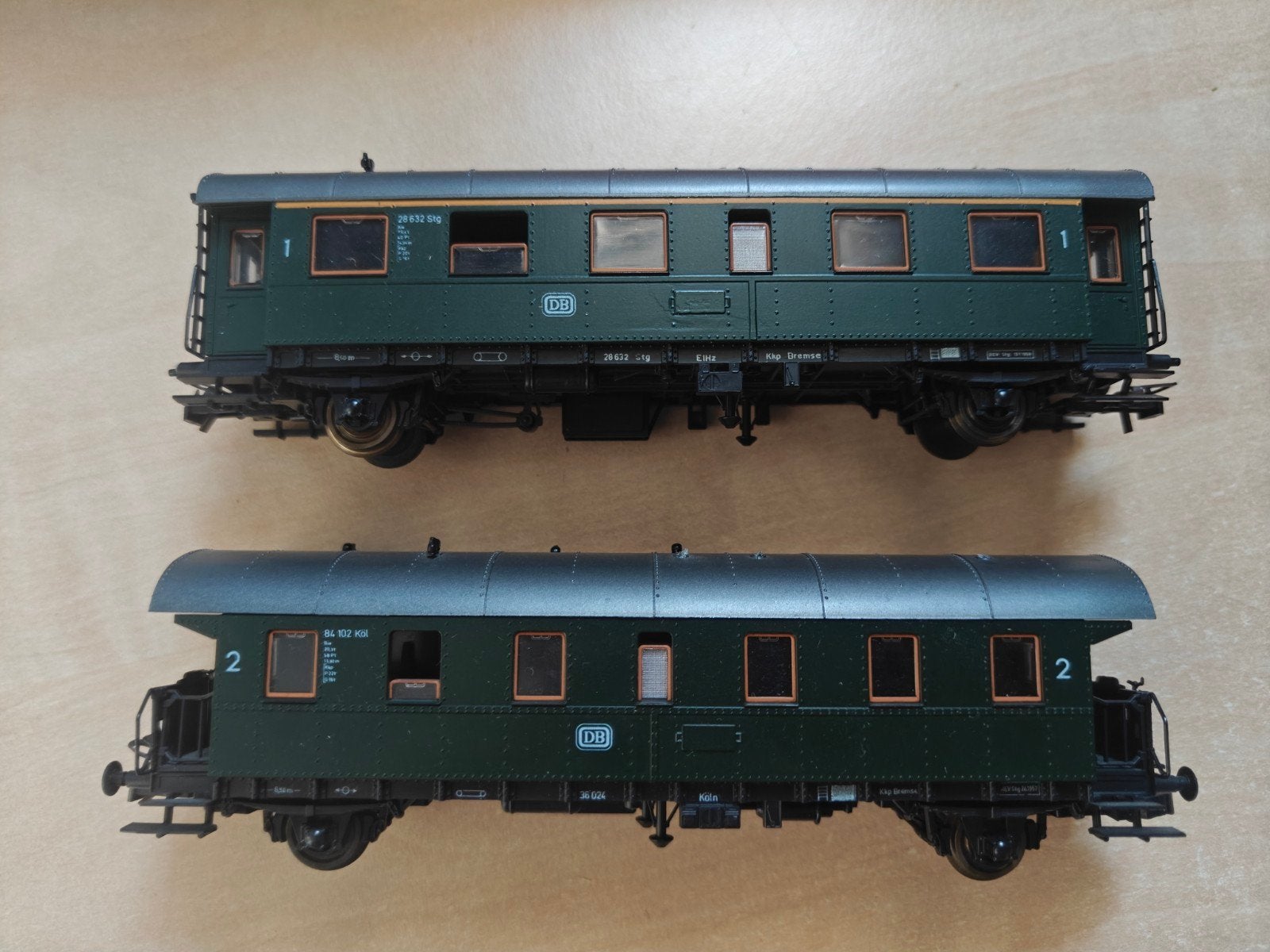 2x roco DB rijruigen, Gebruikt, Gelijkstroom, Wagon, Ophalen of Verzenden