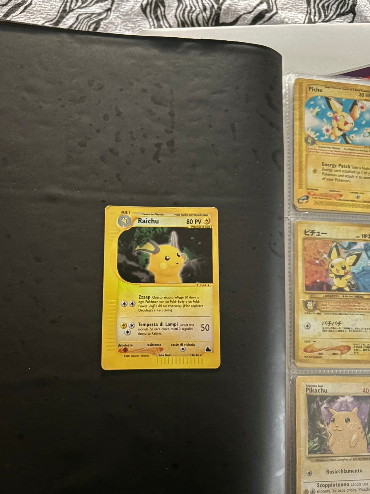 Raichu skyridge reverse holo, Ophalen of Verzenden, Zo goed als nieuw, Meerdere kaarten, Foil