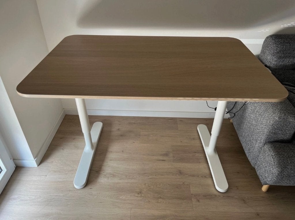 IKEA BEKANT Bureau wood wit 120 x 80 hoogte verstelbaar, Huis en Inrichting, Bureaus, Ophalen, Zo goed als nieuw, IKEA