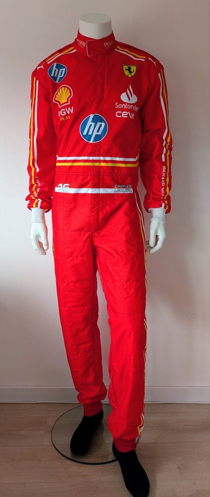 Leclerc Ferrari Race Suit (Monaco F1 GP 2024) met paspop, Ophalen, Zo goed als nieuw, Formule 1