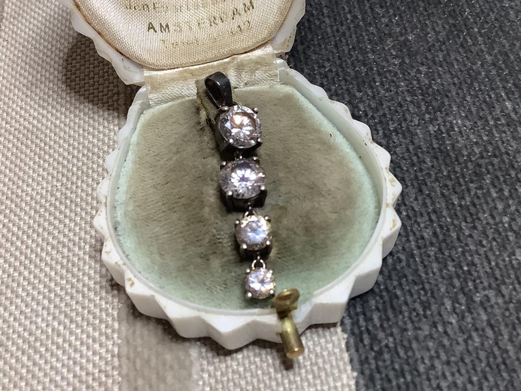PRACHTIGE 925 ZILVER HANGER MET WITTE EDELSTENEN, Sieraden, Tassen en Uiterlijk, Antieke sieraden, Verzenden, Zilver, Hanger, Met edelsteen